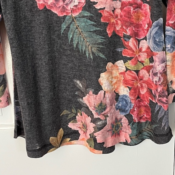Soft Surroundings Midnight Blooms Floral Lightweight Sweater PS Cottagecore - Picture 6 of 15